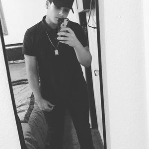 Meet your Posher, Alejandro